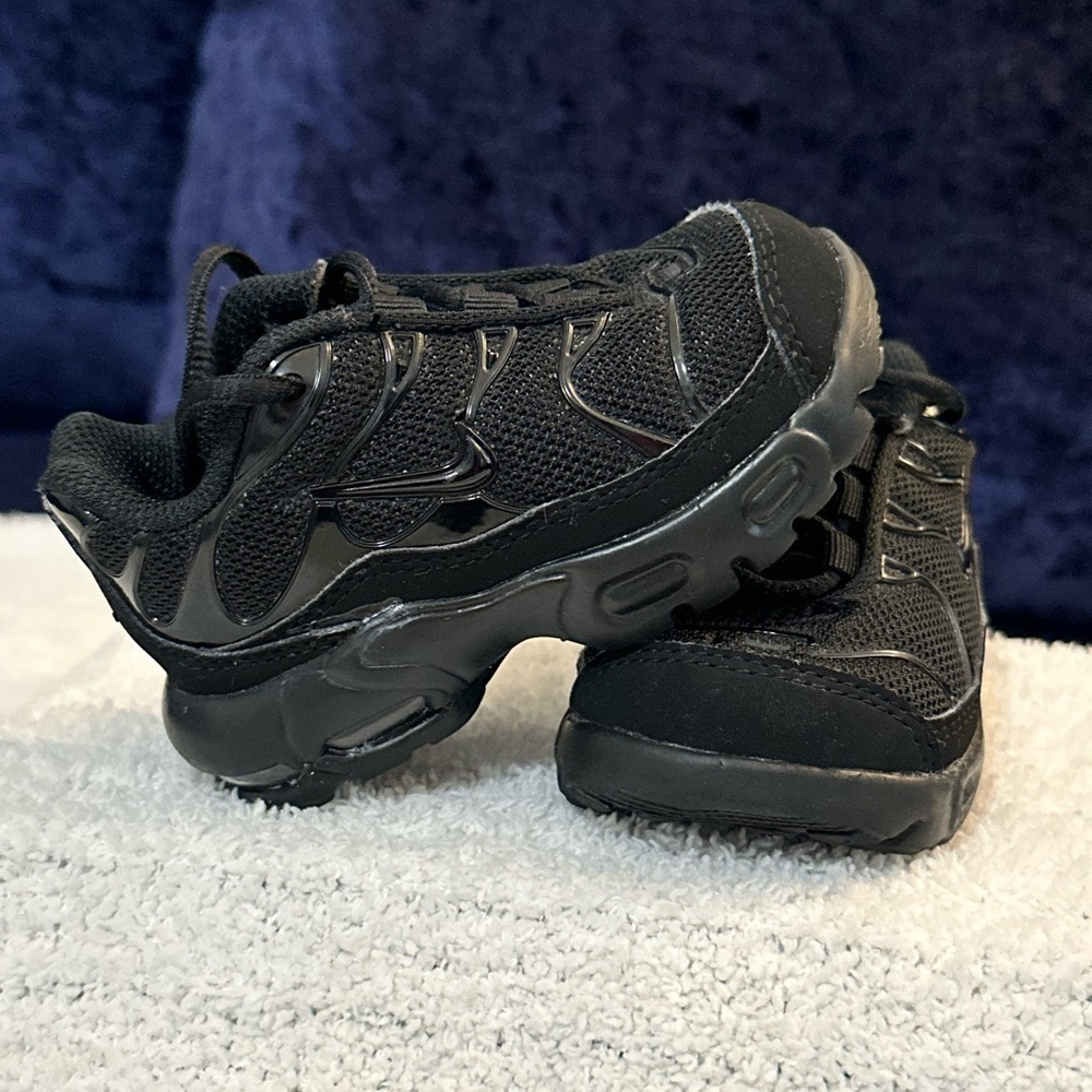 Nike Air Max Plus Td Triple Black Colorway Toddlers